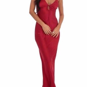 Chic Backless Red Maxi Dress
